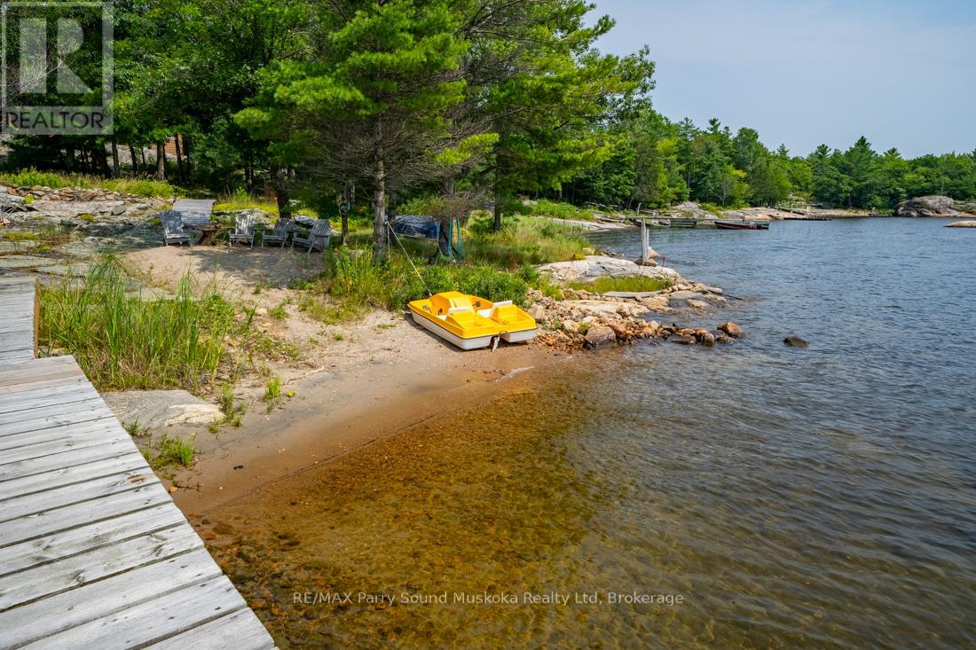 16 Island 264c, Carling, Ontario  P0G 1G0 - Photo 19 - X12908548