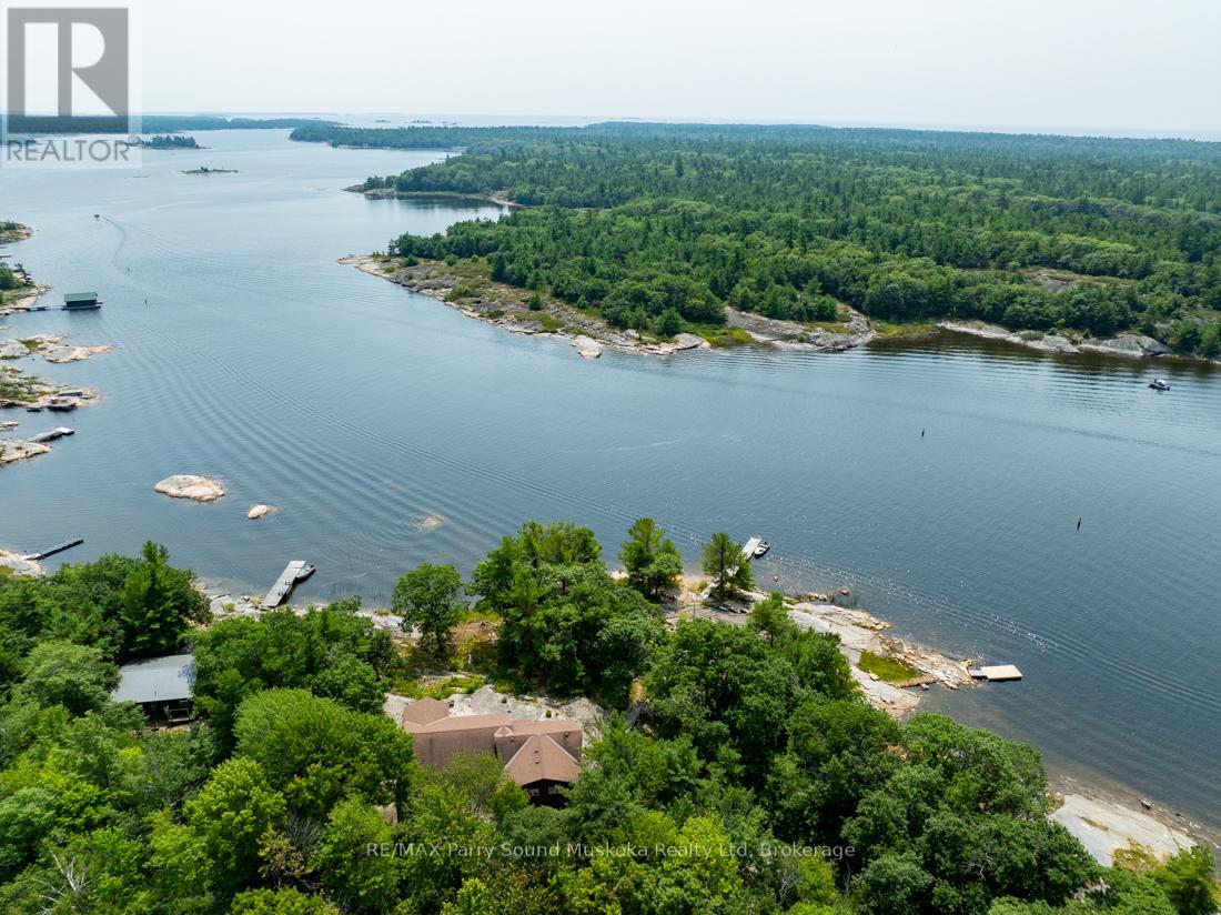 16 Island 264c, Carling, Ontario  P0G 1G0 - Photo 5 - X12908548