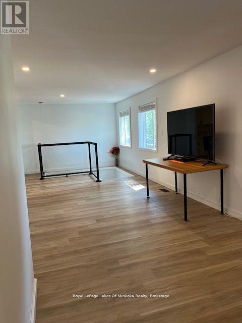 36 Ottawa Avenue, South River, Ontario  P0A 1X0 - Photo 12 - X12908654