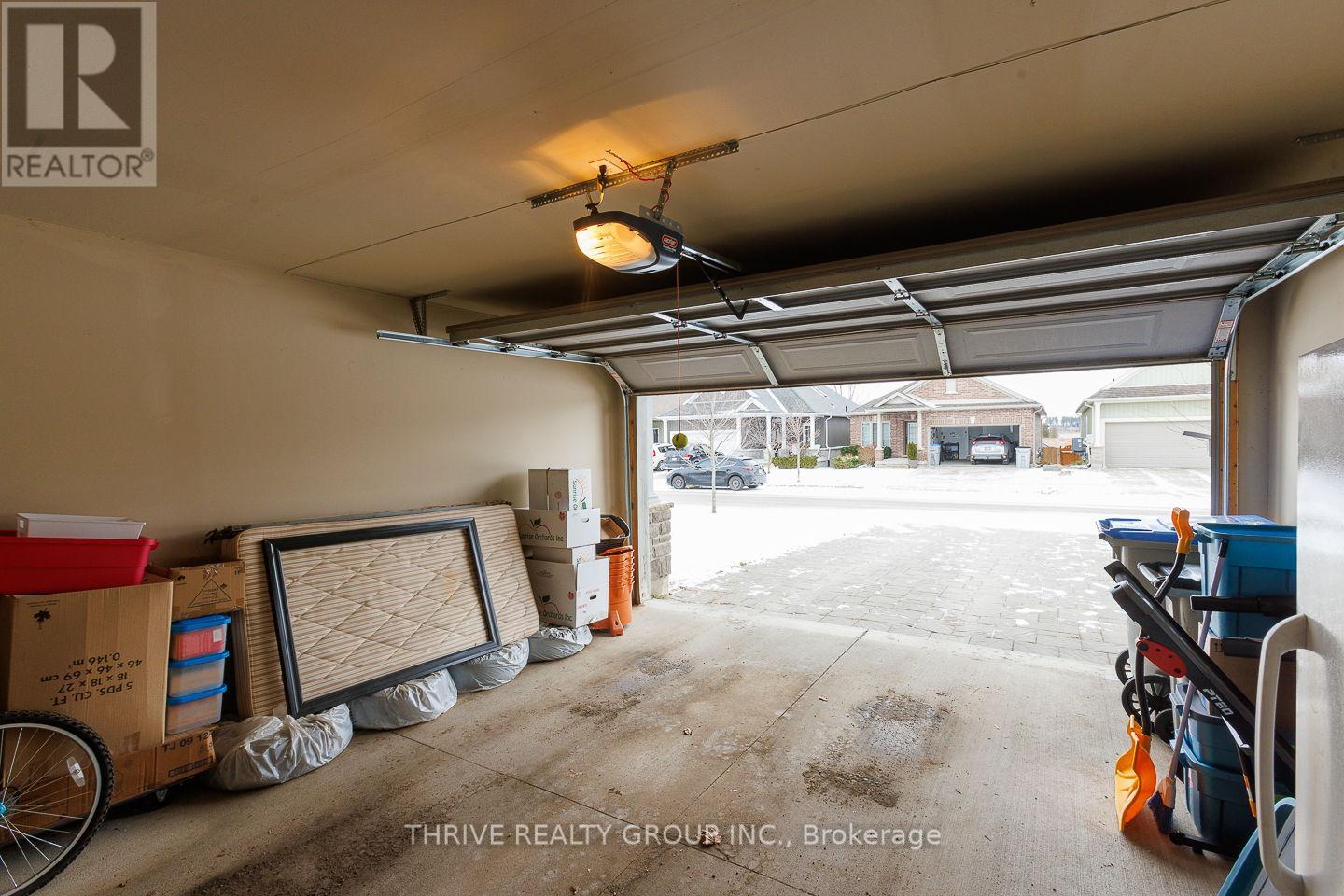 Photo 31 of 31 for 33 Abbott Street