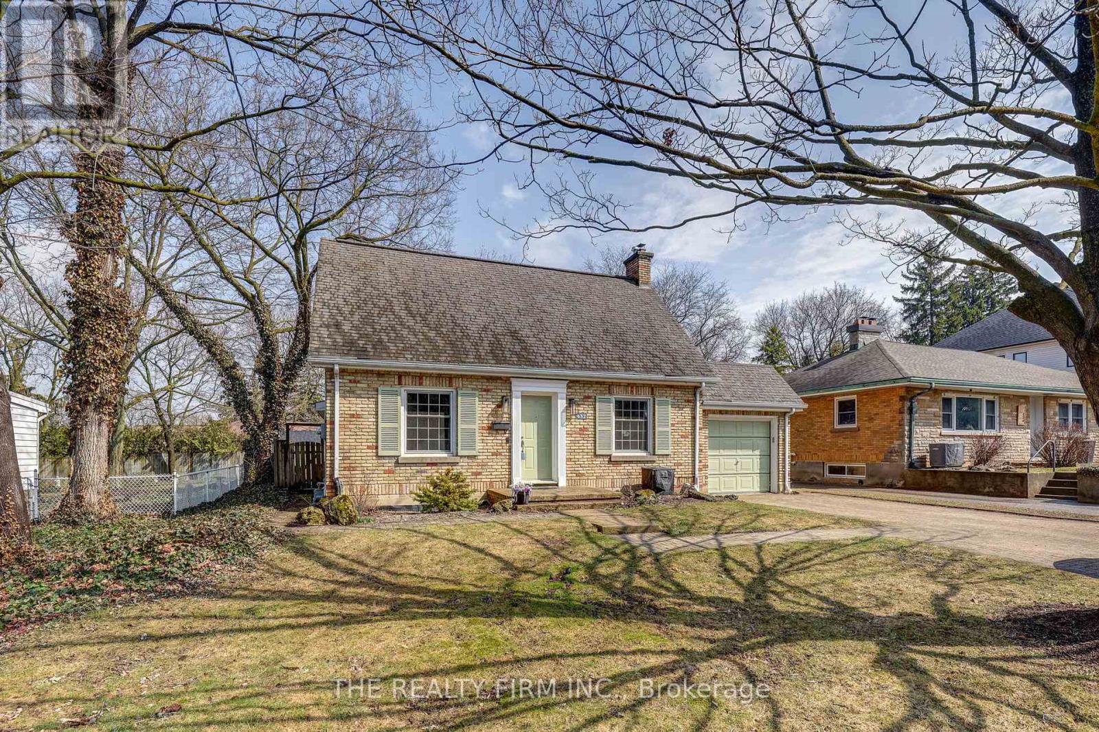 432 Wortley Road, London South, Ontario  N6C 3S8 - Photo 2 - X12908592