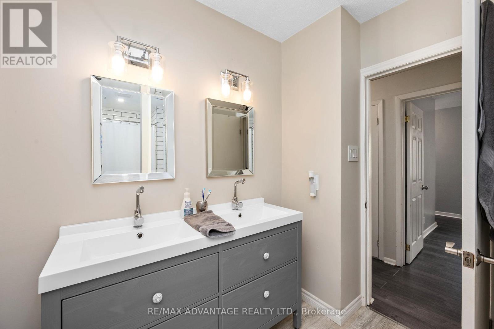 179 Fifth Avenue, St. Thomas, Ontario  N5R 4G3 - Photo 13 - X12908794