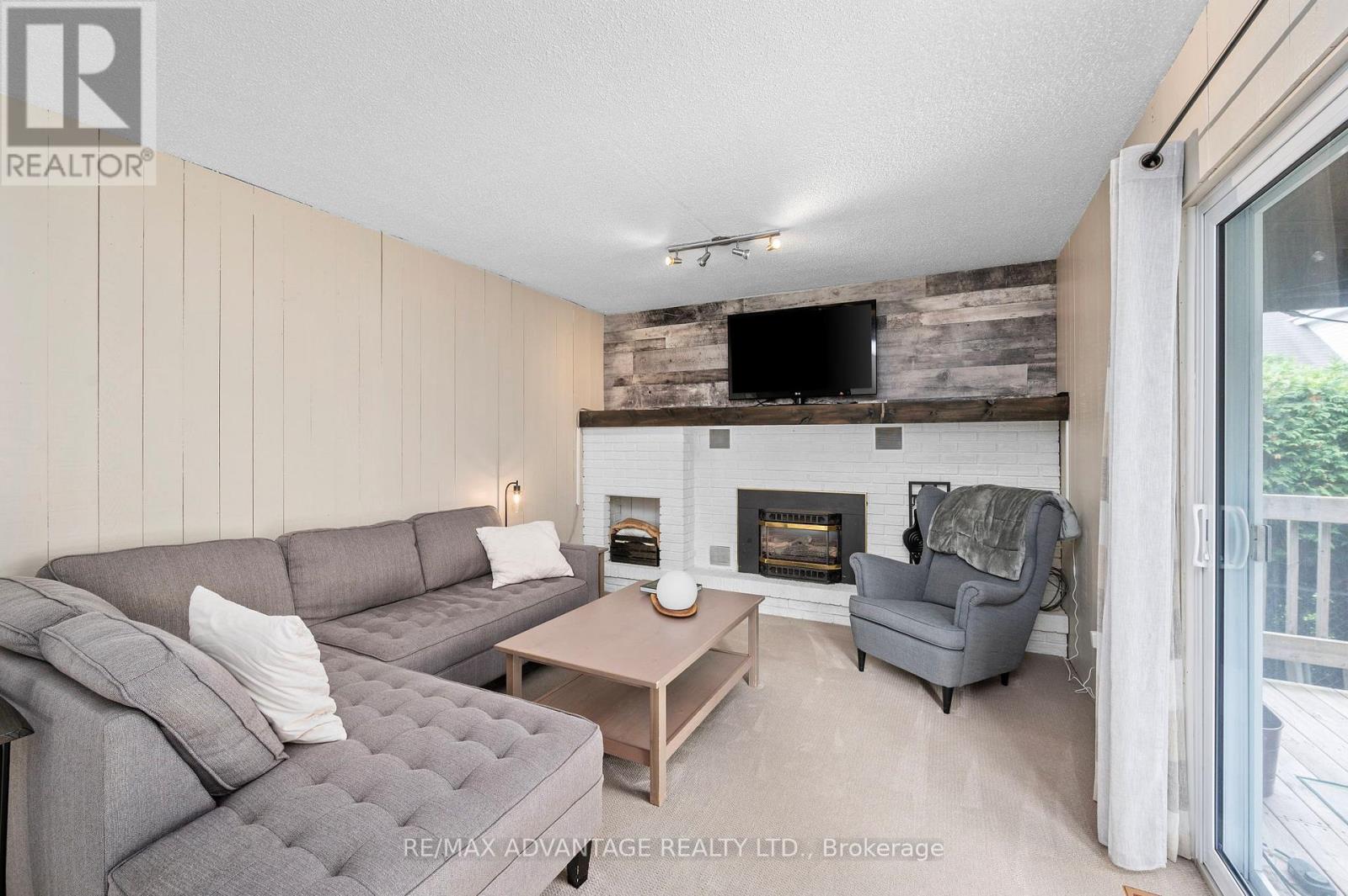 179 Fifth Avenue, St. Thomas, Ontario  N5R 4G3 - Photo 3 - X12908794