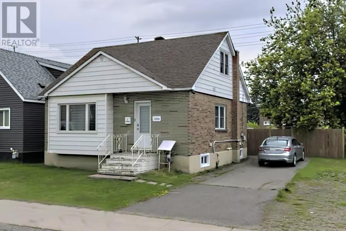 1052 Wellington St E, Sault Ste. Marie, Ontario  P6A 2N9 - Photo 42 - SM260507