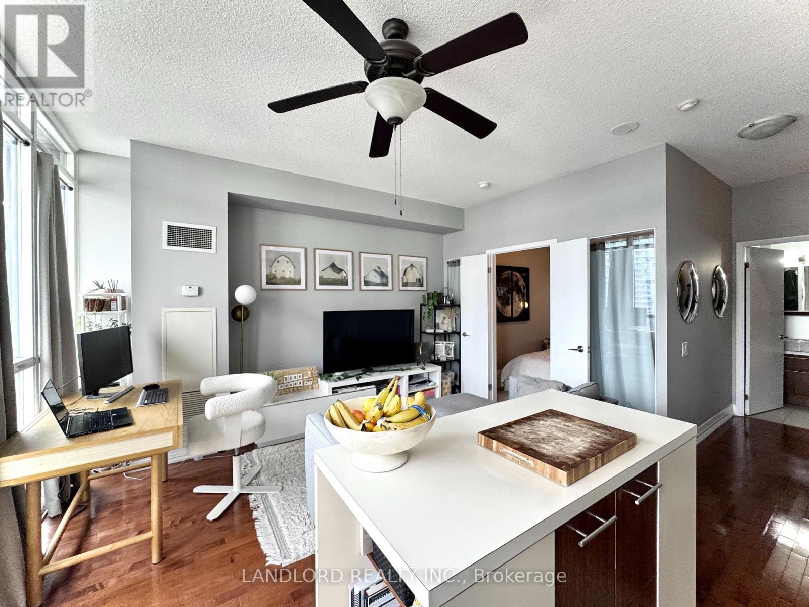 2111 - 25 Carlton Street, Toronto (Church-Yonge Corridor), Ontario  M5B 1L4 - Photo 13 - C12908600