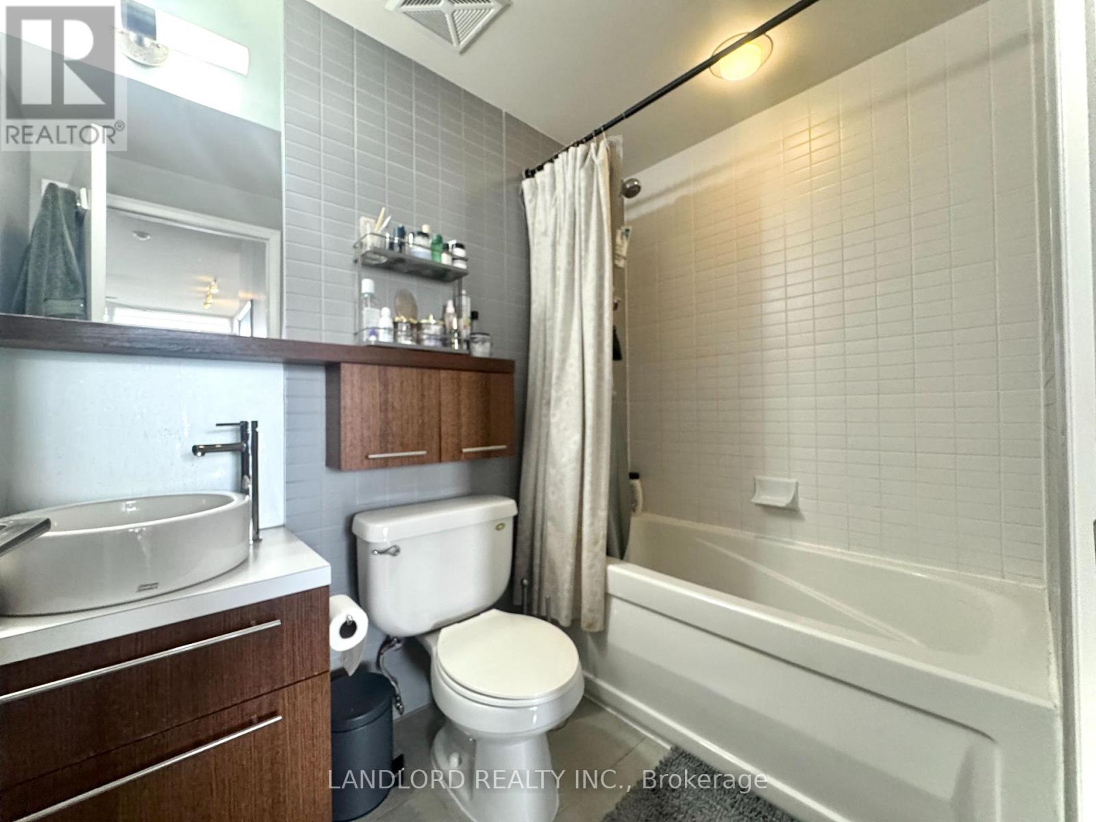 2111 - 25 Carlton Street, Toronto (Church-Yonge Corridor), Ontario  M5B 1L4 - Photo 15 - C12908600