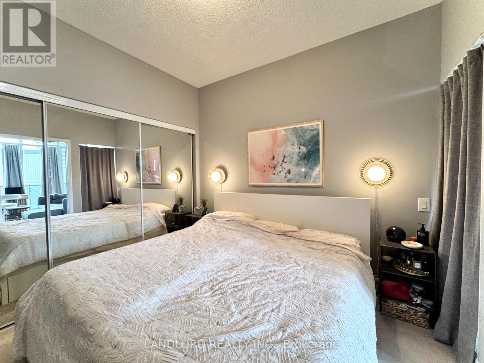 2111 - 25 Carlton Street, Toronto (Church-Yonge Corridor), Ontario  M5B 1L4 - Photo 16 - C12908600