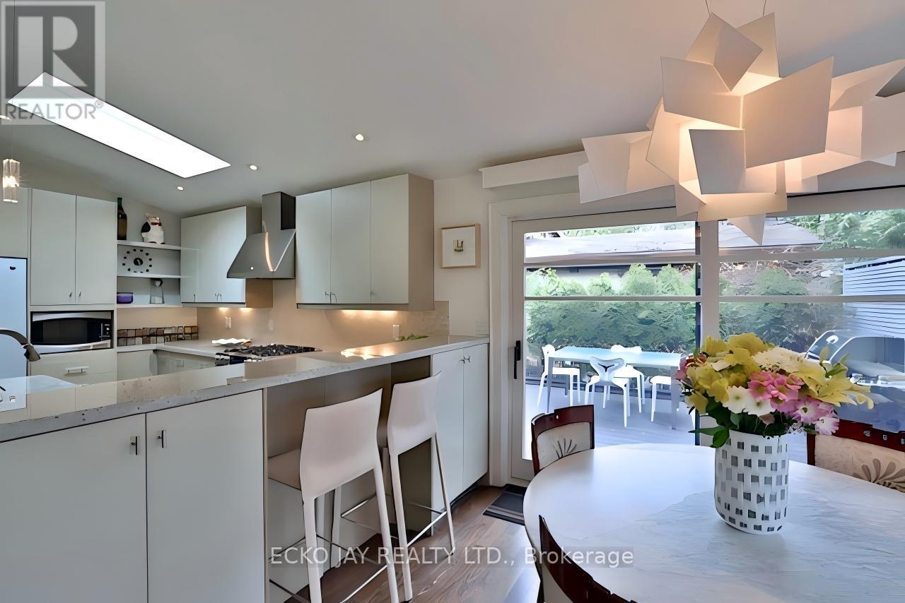 61 Lacewood Crescent, Toronto, Ontario  M3A 2Z3 - Photo 12 - C12908636