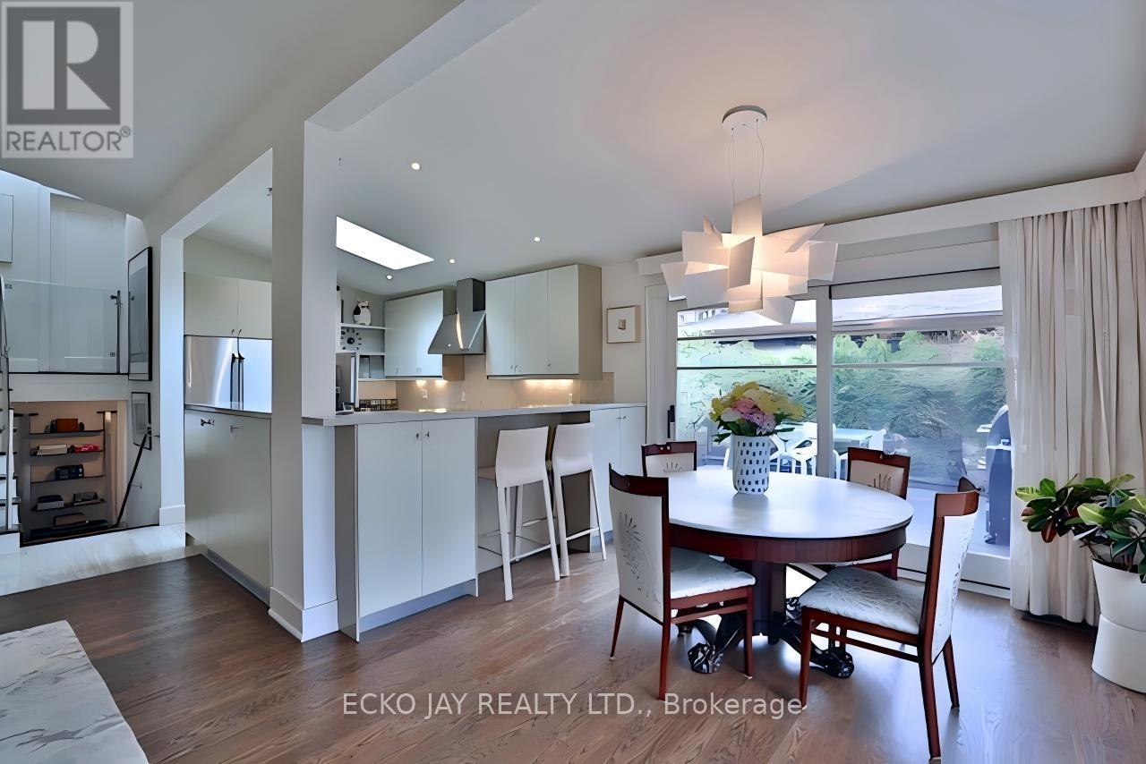 61 Lacewood Crescent, Toronto, Ontario  M3A 2Z3 - Photo 7 - C12908636