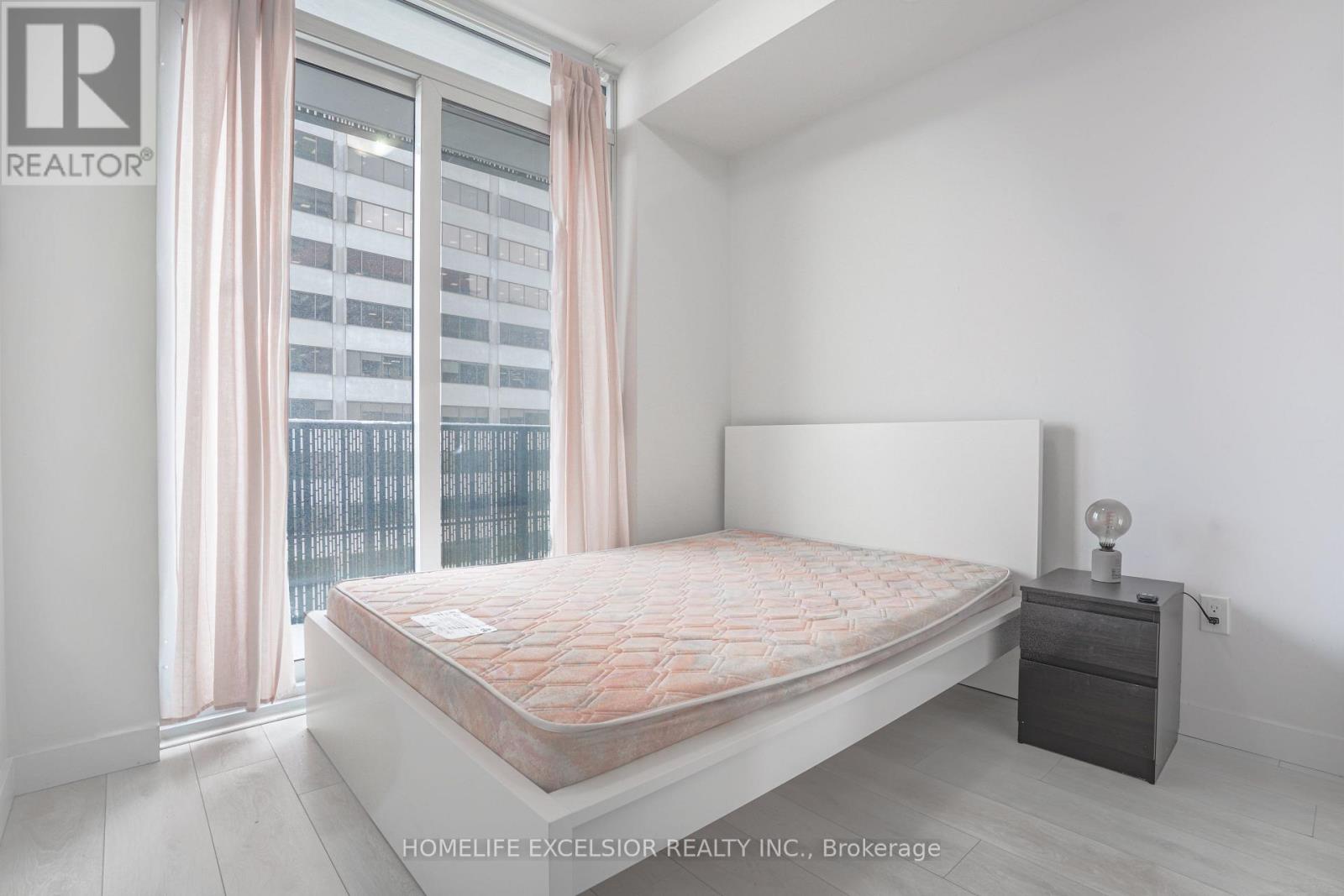 2002 - 8 Eglinton Avenue E, Toronto, Ontario  M4P 0C1 - Photo 13 - C12908668