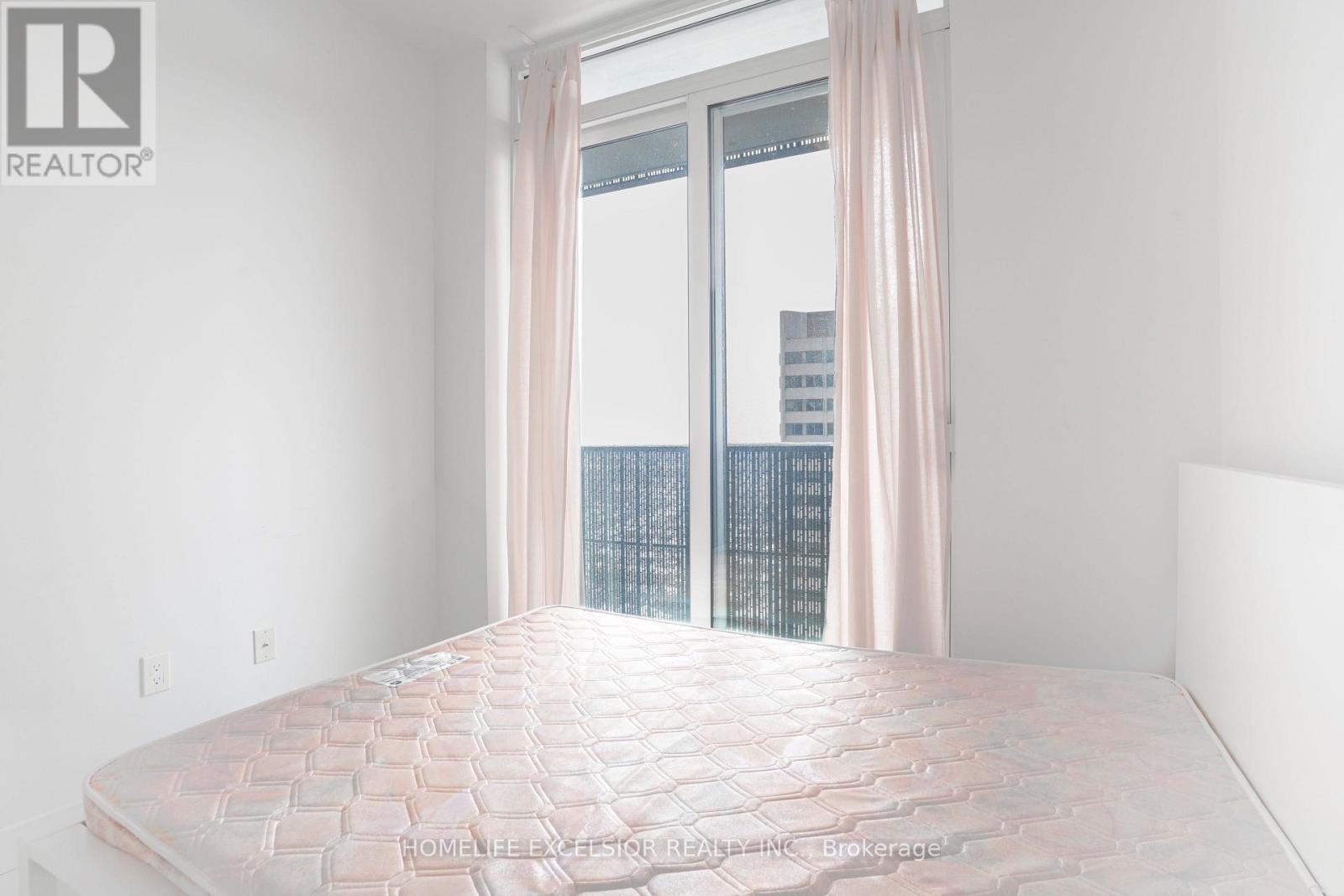 2002 - 8 Eglinton Avenue E, Toronto, Ontario  M4P 0C1 - Photo 15 - C12908668