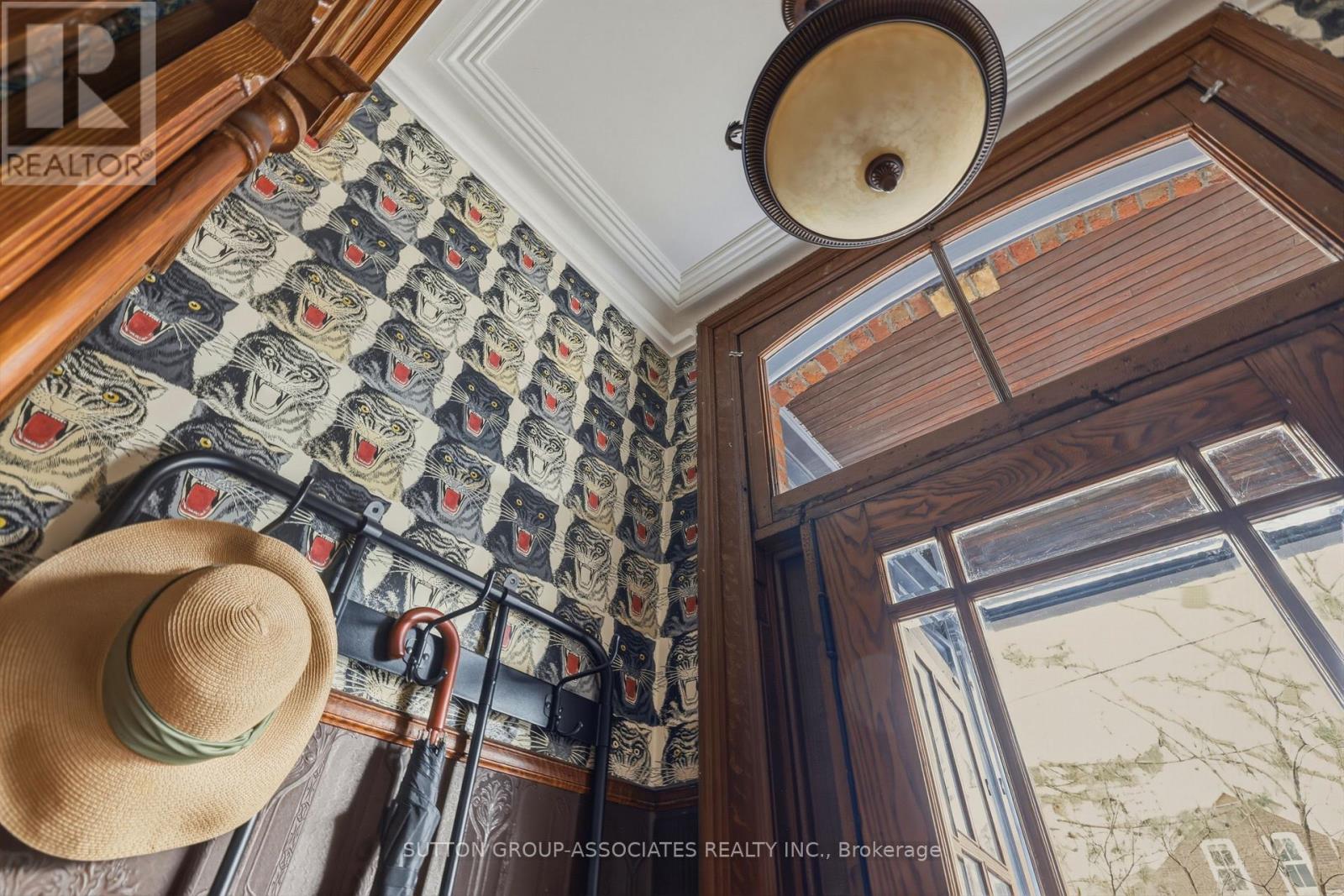 190 Brunswick Avenue, Toronto, Ontario  M5S 2M5 - Photo 3 - C12908698