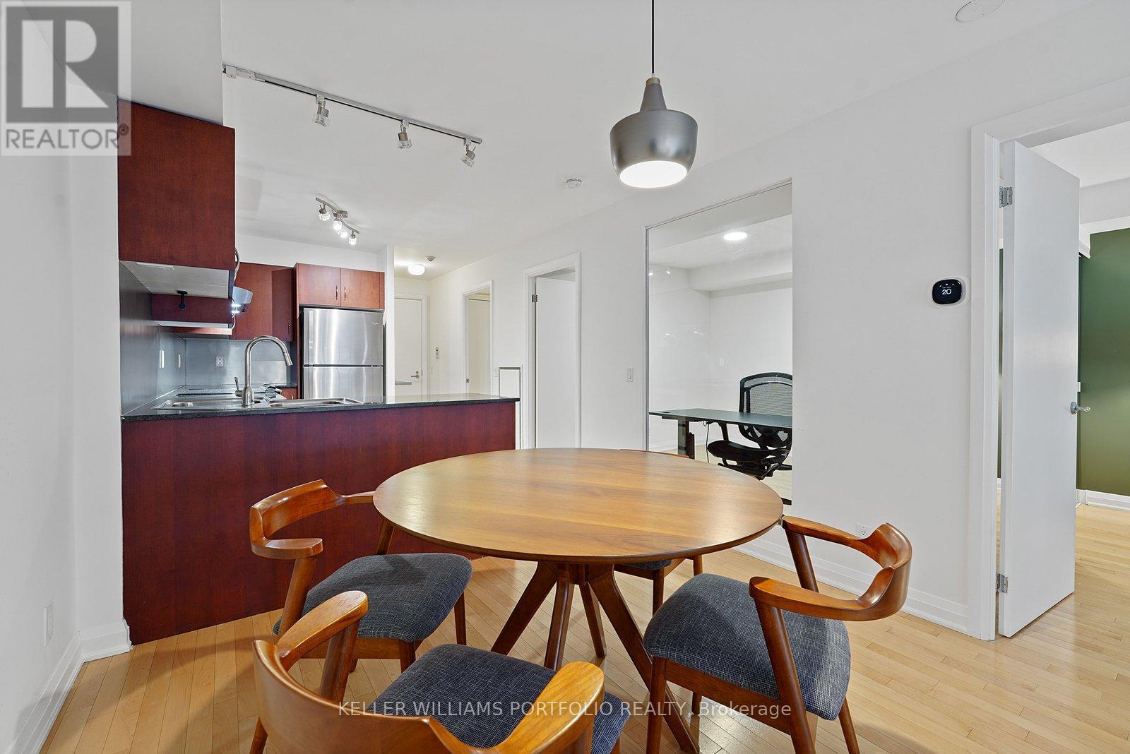 205 - 3 Mcalpine Street, Toronto (Annex), Ontario  M5R 3T5 - Photo 10 - C12908712