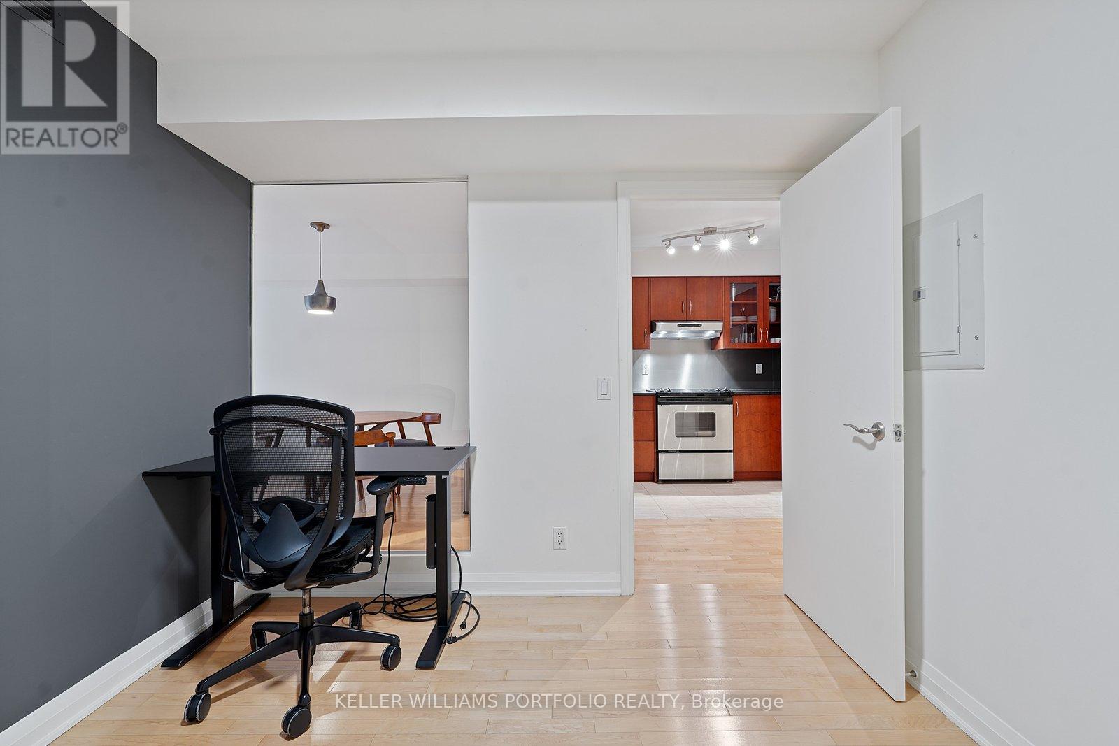 205 - 3 Mcalpine Street, Toronto (Annex), Ontario  M5R 3T5 - Photo 24 - C12908712