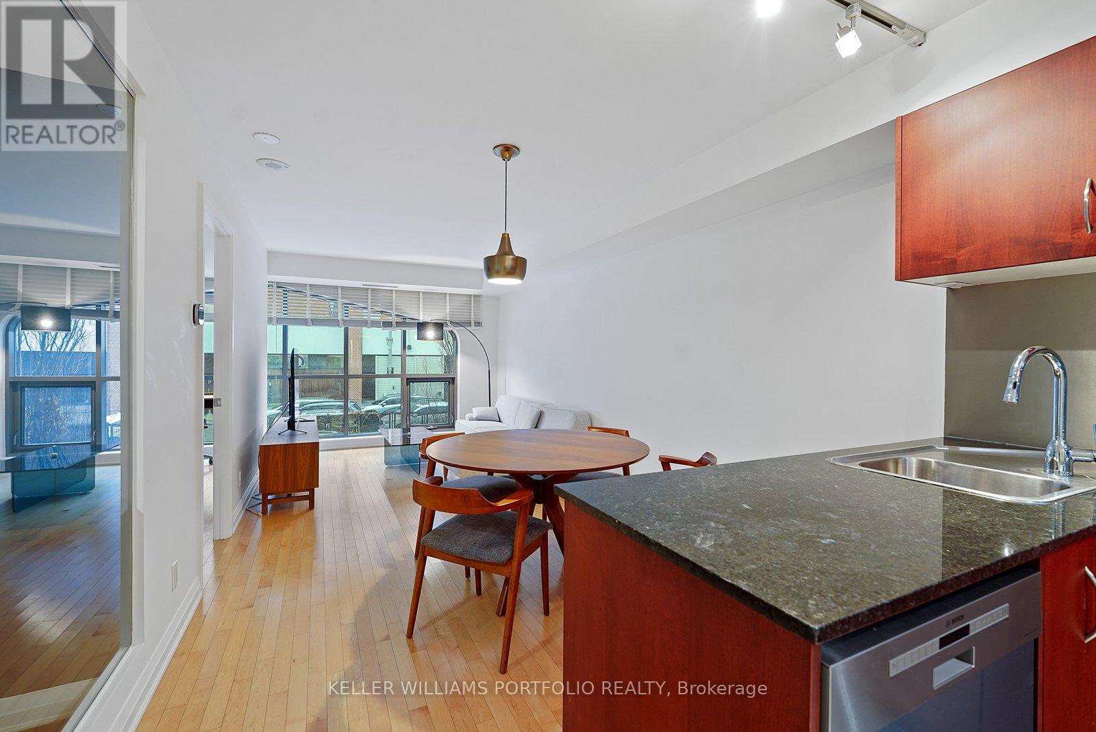 205 - 3 Mcalpine Street, Toronto (Annex), Ontario  M5R 3T5 - Photo 7 - C12908712