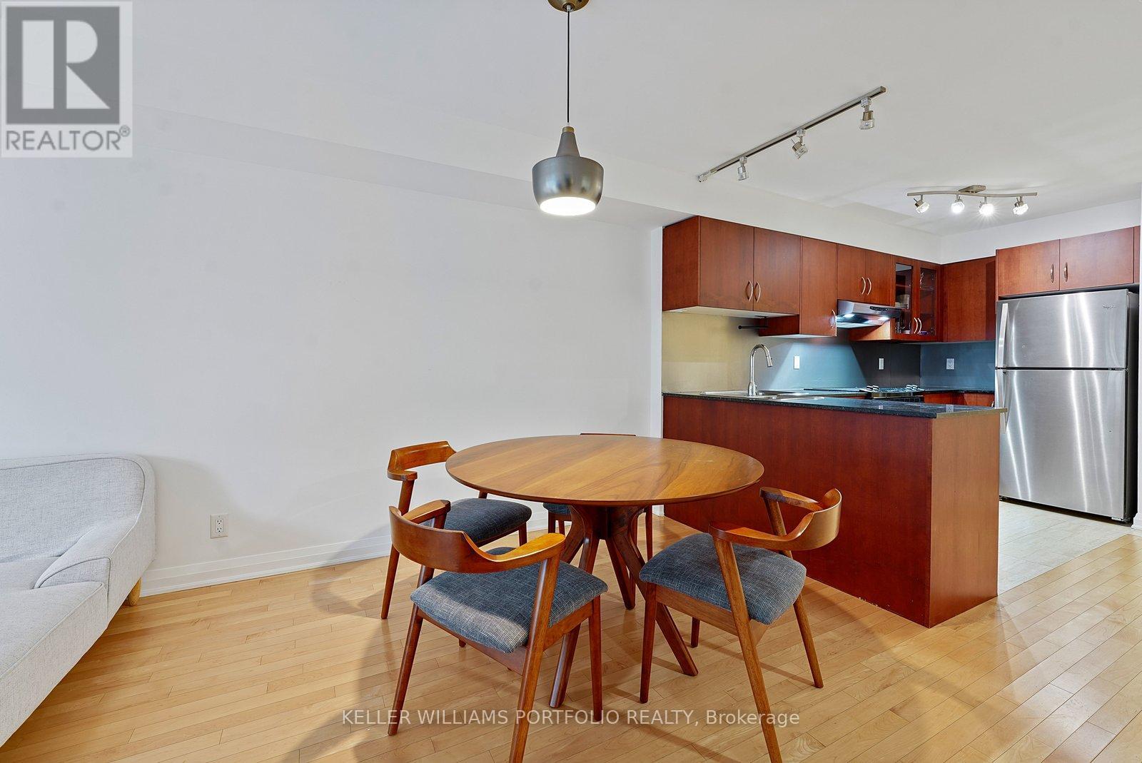 205 - 3 Mcalpine Street, Toronto (Annex), Ontario  M5R 3T5 - Photo 9 - C12908712