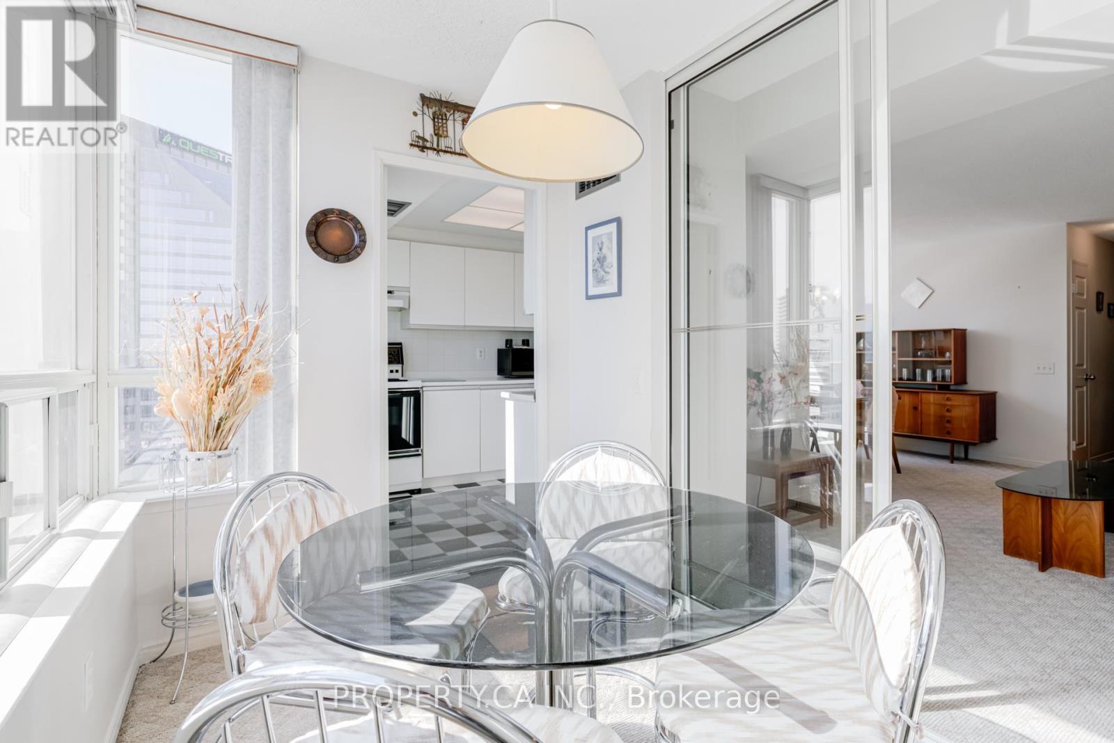 1401 - 7 Bishop Avenue, Toronto, Ontario  M2M 4J4 - Photo 17 - C12908772