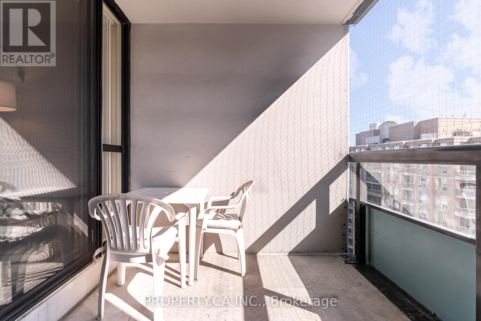 1401 - 7 Bishop Avenue, Toronto, Ontario  M2M 4J4 - Photo 30 - C12908772