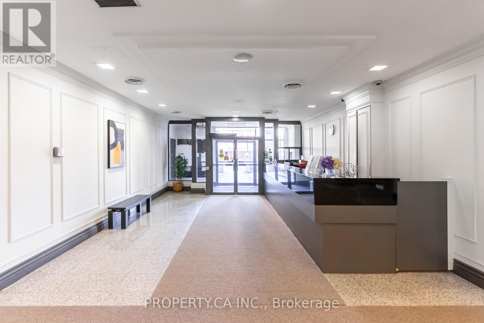 1401 - 7 Bishop Avenue, Toronto, Ontario  M2M 4J4 - Photo 32 - C12908772