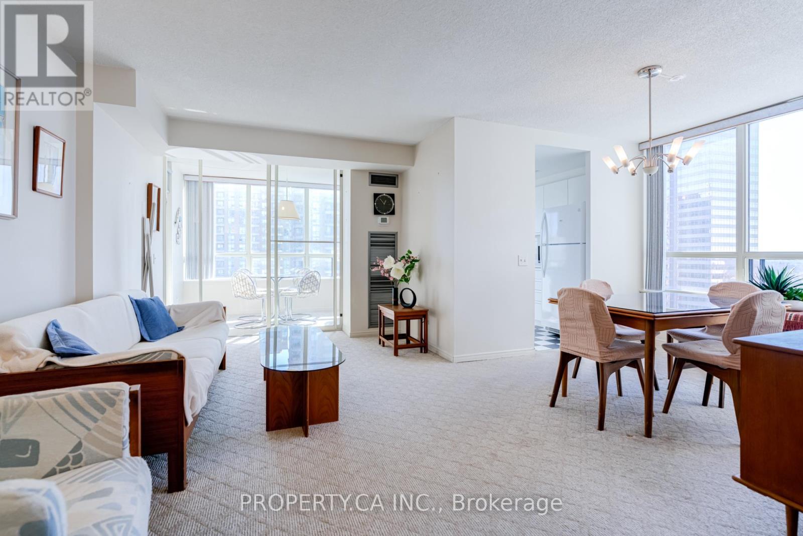 1401 - 7 Bishop Avenue, Toronto, Ontario  M2M 4J4 - Photo 4 - C12908772