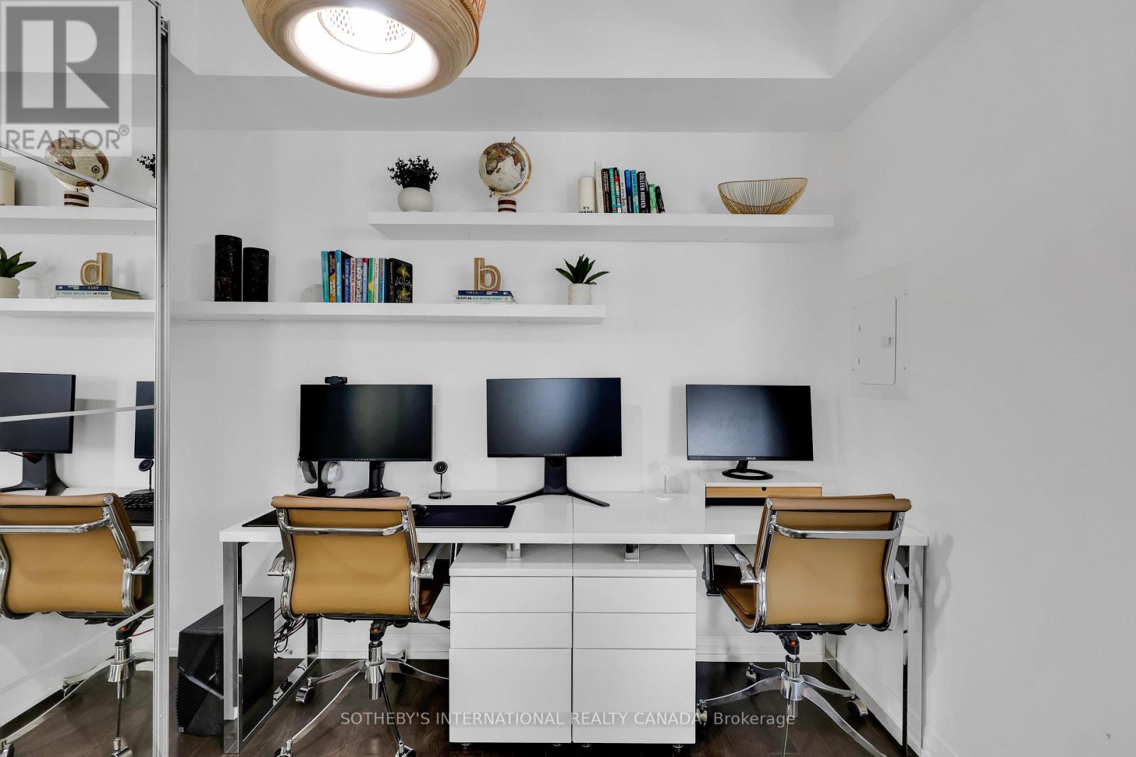 728 - 460 Adelaide Street E, Toronto, Ontario  M5A 0E7 - Photo 9 - C12908792