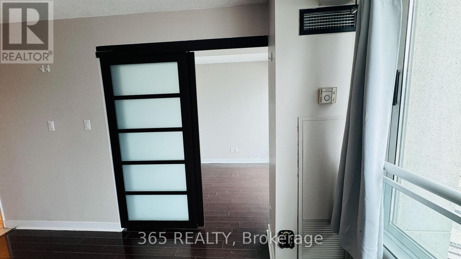 1801 - 650 Queens Quay W, Toronto (Niagara), Ontario  M5V 3N2 - Photo 14 - C12908804