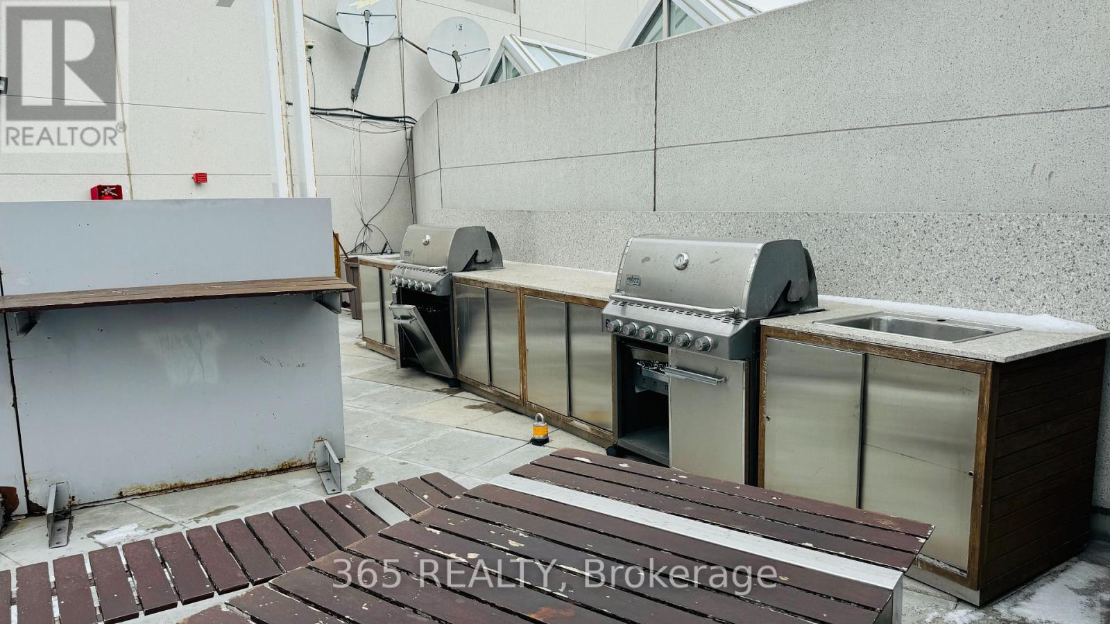 1801 - 650 Queens Quay W, Toronto (Niagara), Ontario  M5V 3N2 - Photo 24 - C12908804