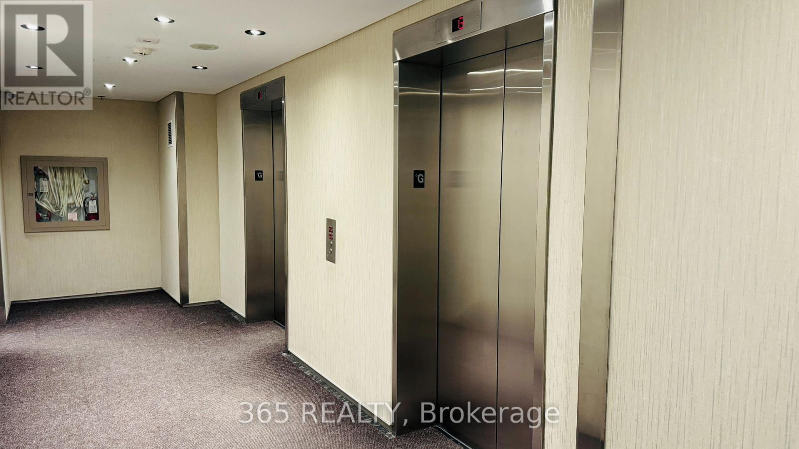 1801 - 650 Queens Quay W, Toronto (Niagara), Ontario  M5V 3N2 - Photo 8 - C12908804