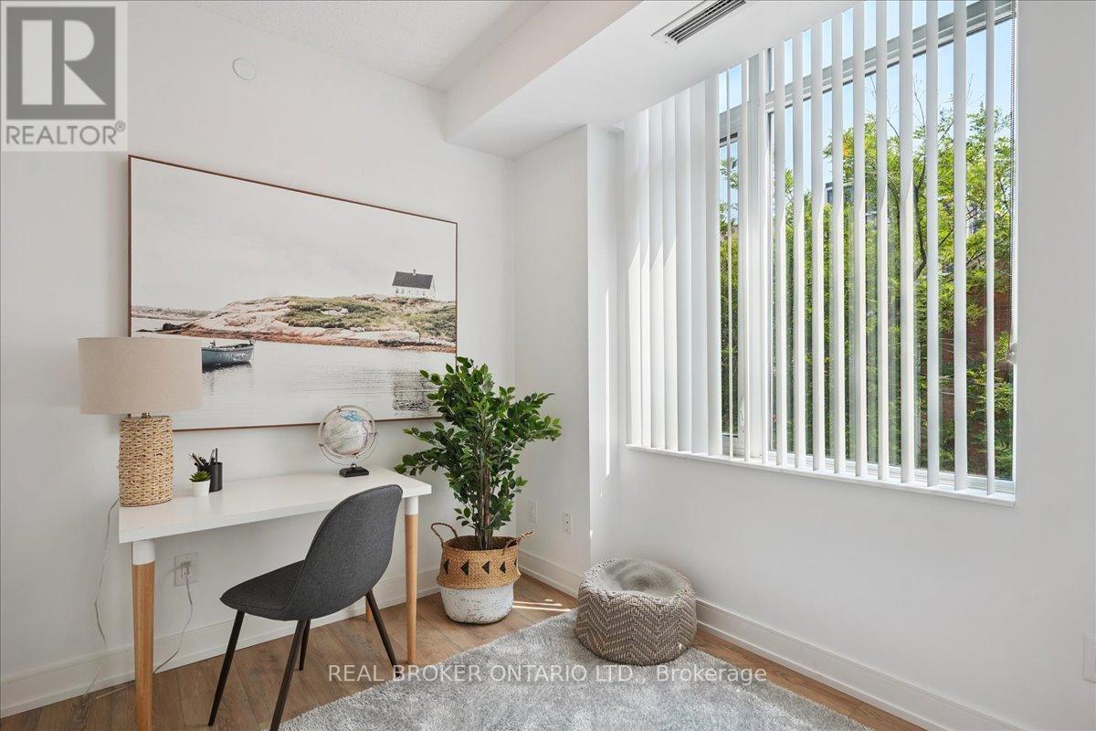 215 - 525 Adelaide Street W, Toronto (Waterfront Communities), Ontario  M5V 0N7 - Photo 17 - C12908818