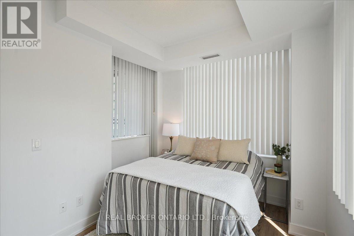 215 - 525 Adelaide Street W, Toronto (Waterfront Communities), Ontario  M5V 0N7 - Photo 19 - C12908818