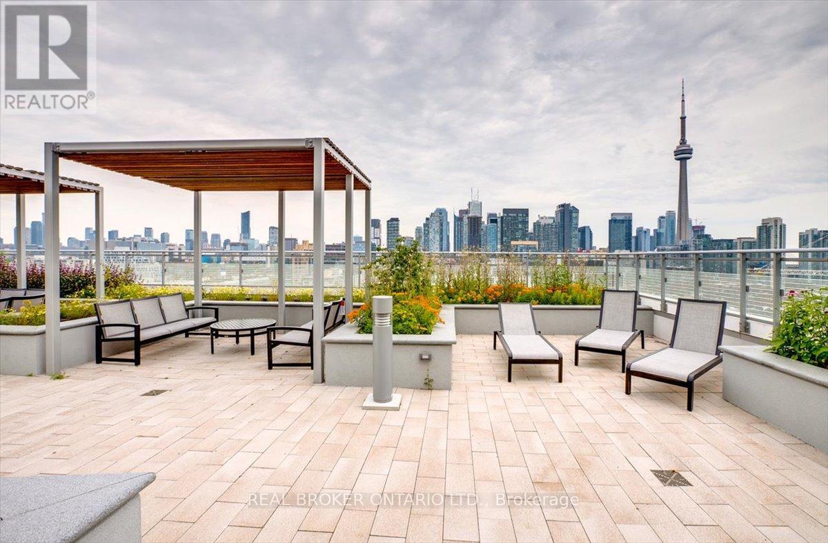 215 - 525 Adelaide Street W, Toronto (Waterfront Communities), Ontario  M5V 0N7 - Photo 27 - C12908818