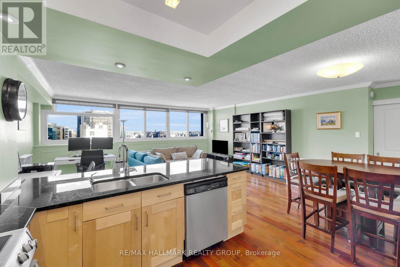 2506 - 500 Laurier Avenue W, Ottawa, Ontario  K1R 5E1 - Photo 16 - X12908484