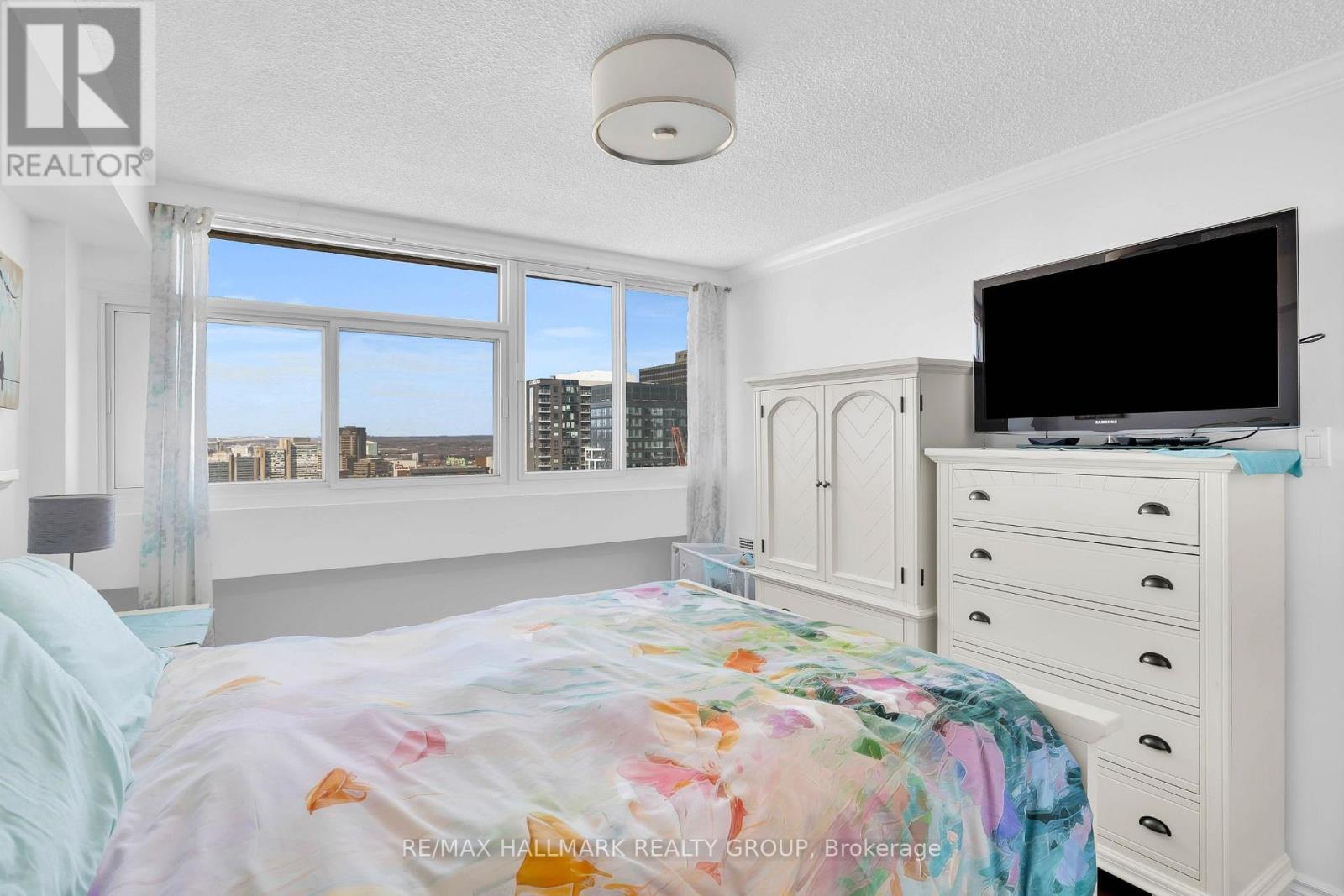 2506 - 500 Laurier Avenue W, Ottawa, Ontario  K1R 5E1 - Photo 18 - X12908484