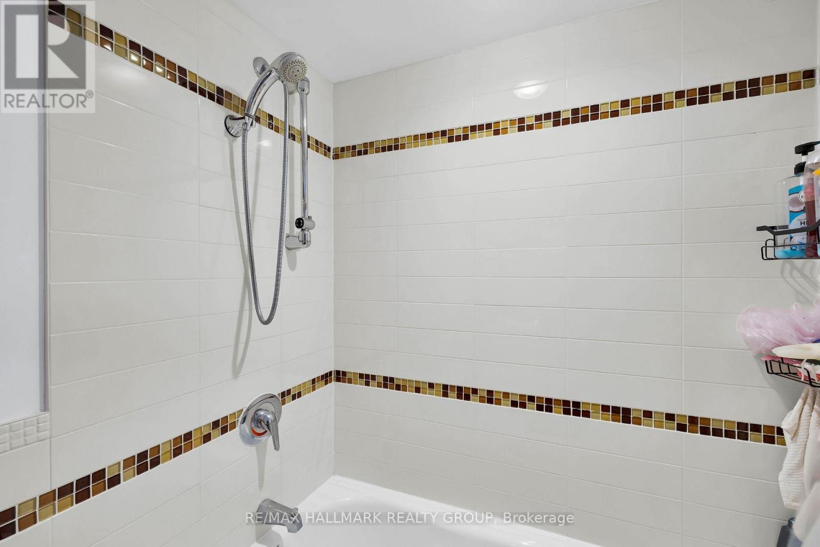 2506 - 500 Laurier Avenue W, Ottawa, Ontario  K1R 5E1 - Photo 25 - X12908484