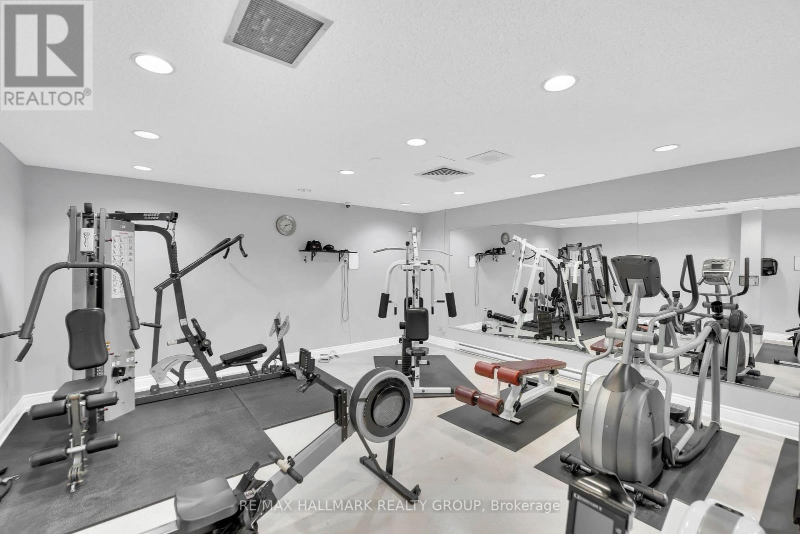 2506 - 500 Laurier Avenue W, Ottawa, Ontario  K1R 5E1 - Photo 31 - X12908484