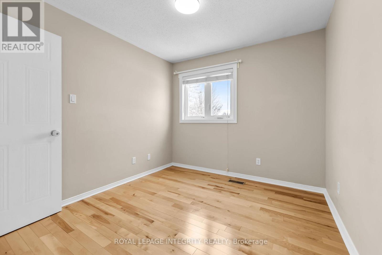 35 Randall James Drive, Ottawa, Ontario  K2S 1L9 - Photo 21 - X12908486