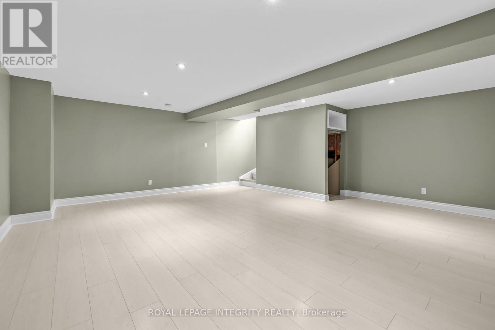 35 Randall James Drive, Ottawa, Ontario  K2S 1L9 - Photo 34 - X12908486