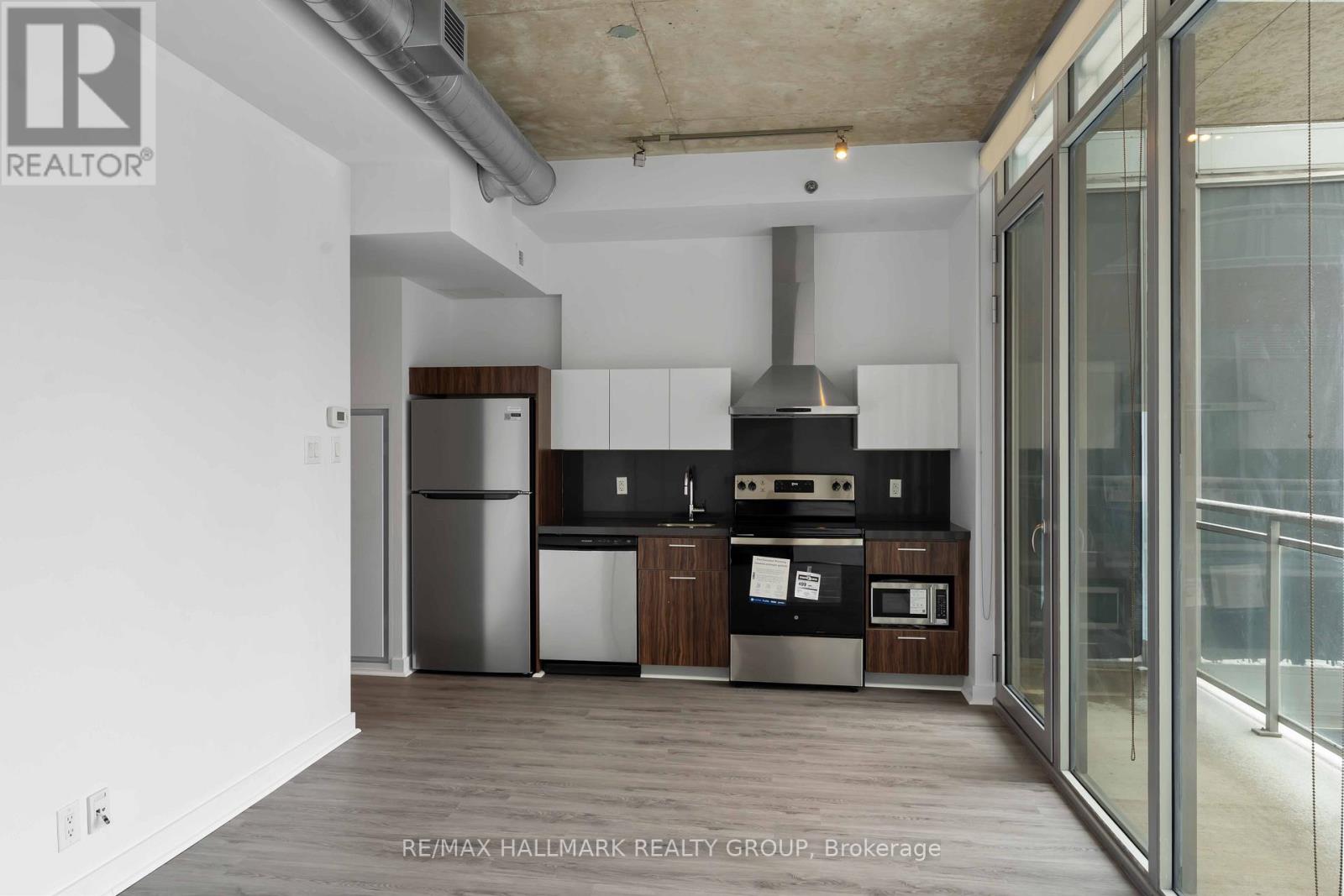 750 - 340 Mcleod Street, Ottawa, Ontario  K2P 1A4 - Photo 12 - X12908620