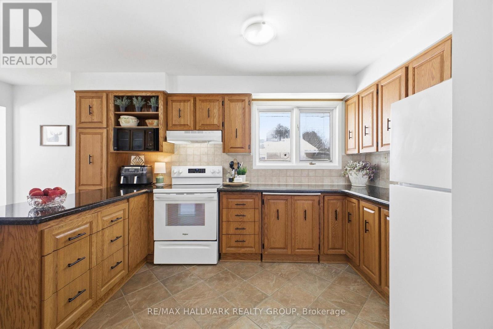 1 Howden Avenue, Ottawa, Ontario  K2G 3H3 - Photo 15 - X12908696