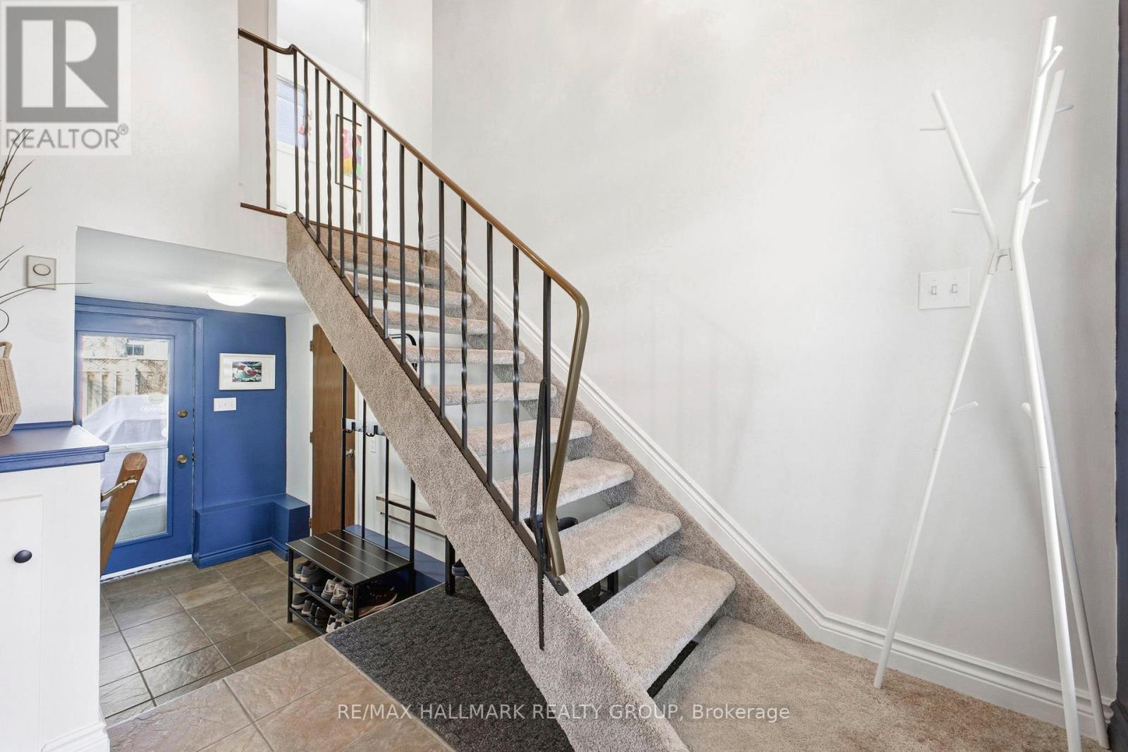 1 Howden Avenue, Ottawa, Ontario  K2G 3H3 - Photo 5 - X12908696