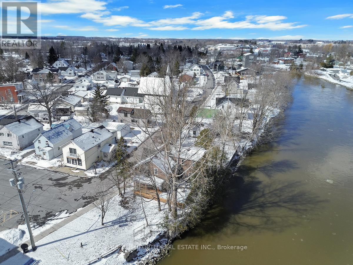 9 Mill Street, North Dundas, Ontario  K0C 1H0 - Photo 46 - X12908816