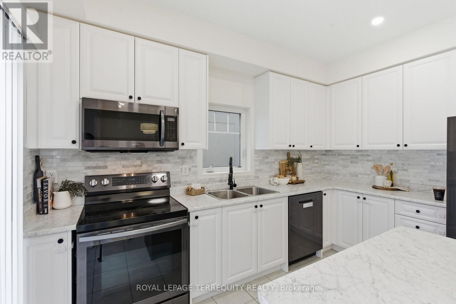 89 Ainley Road, Ajax, Ontario  L1Z 0S9 - Photo 17 - E12908758