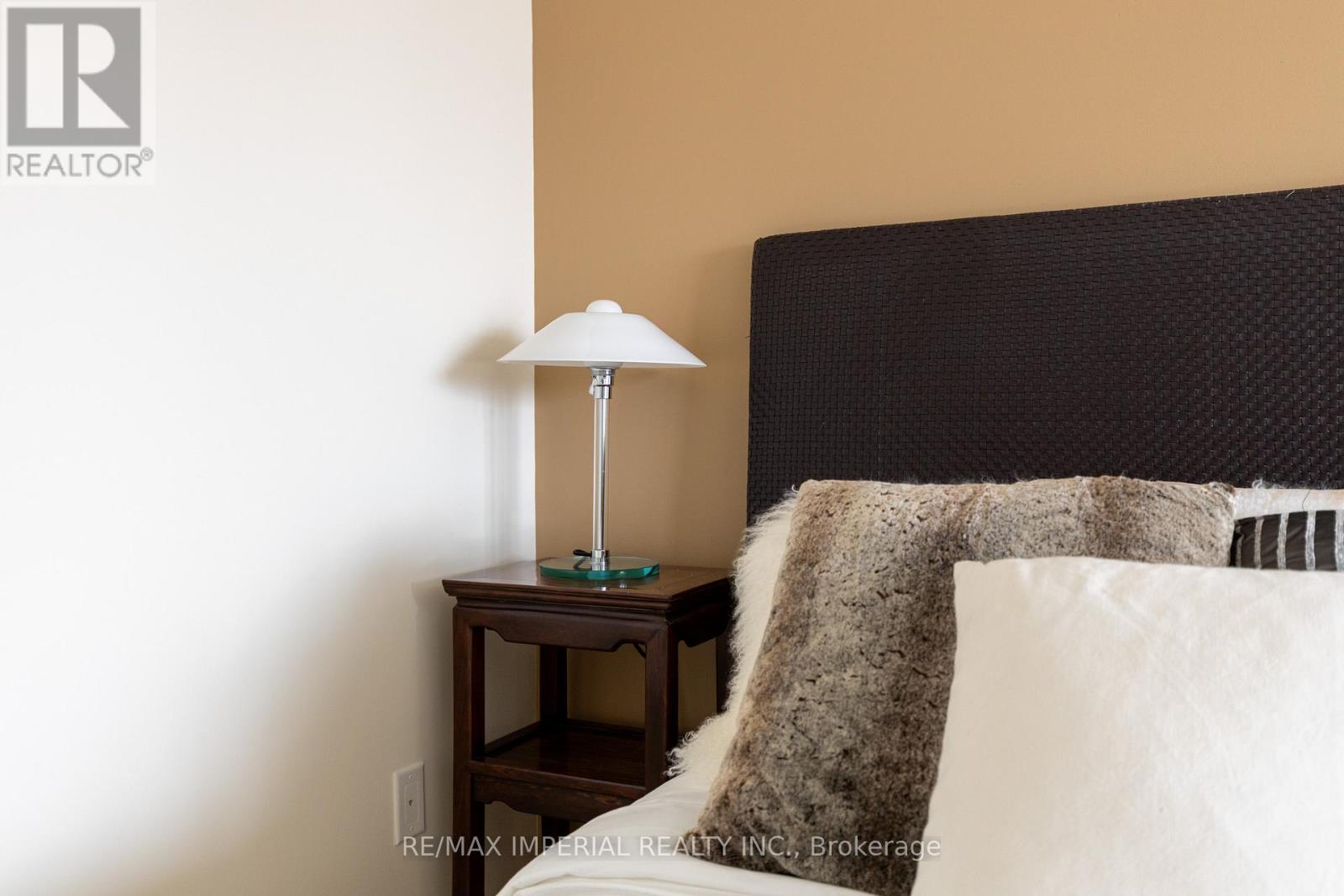 16 Carriage House Court, Richmond Hill, Ontario  L4E 4V3 - Photo 28 - N12908628