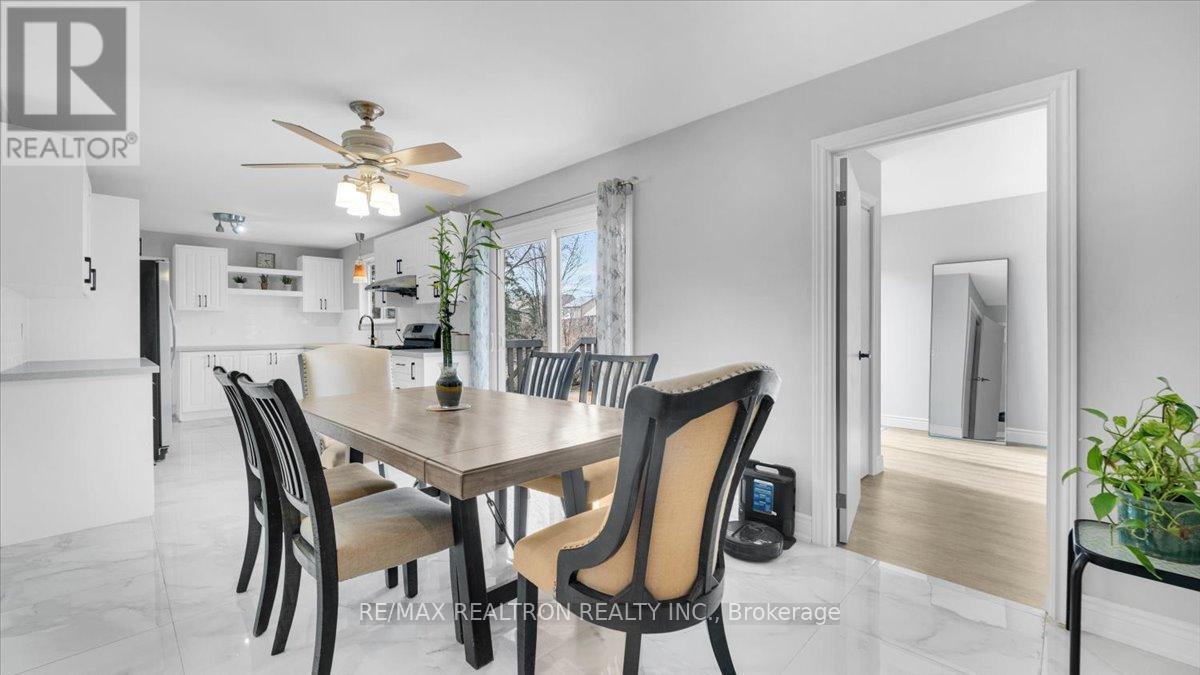 400 Dayfoot Street, New Tecumseth, Ontario  L0G 1A0 - Photo 10 - N12908638