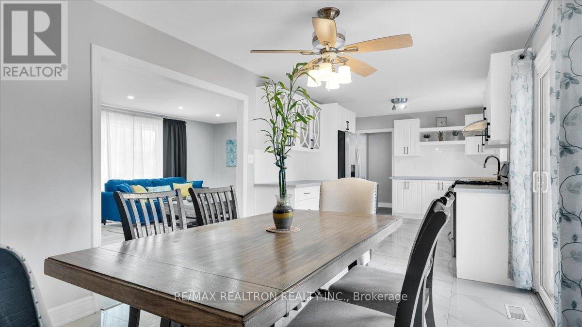 400 Dayfoot Street, New Tecumseth, Ontario  L0G 1A0 - Photo 11 - N12908638