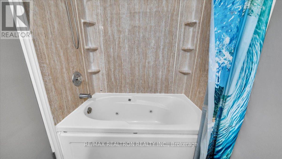 400 Dayfoot Street, New Tecumseth, Ontario  L0G 1A0 - Photo 16 - N12908638