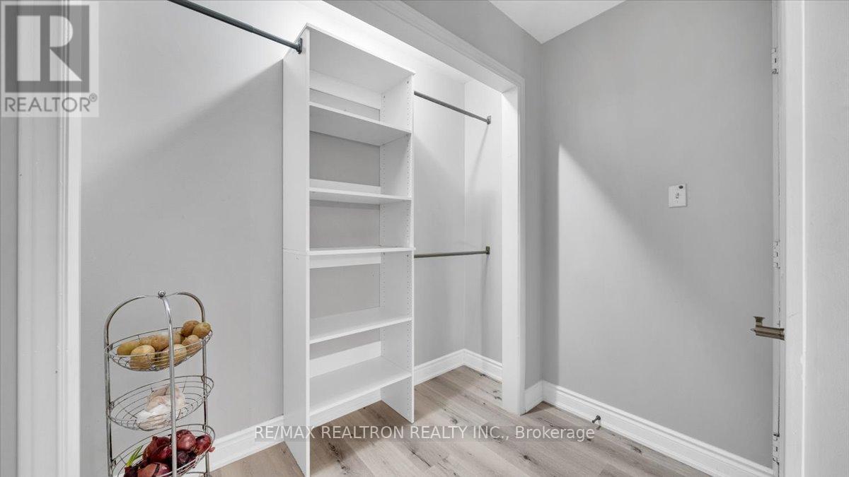 400 Dayfoot Street, New Tecumseth, Ontario  L0G 1A0 - Photo 17 - N12908638