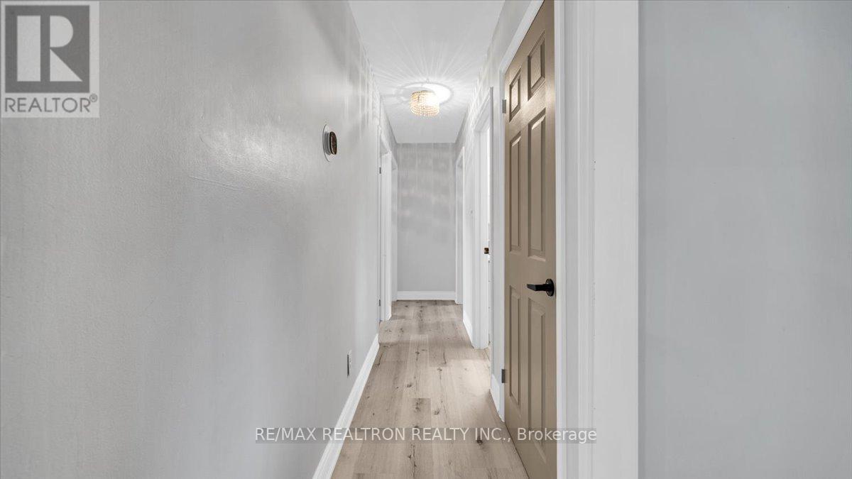 400 Dayfoot Street, New Tecumseth, Ontario  L0G 1A0 - Photo 18 - N12908638