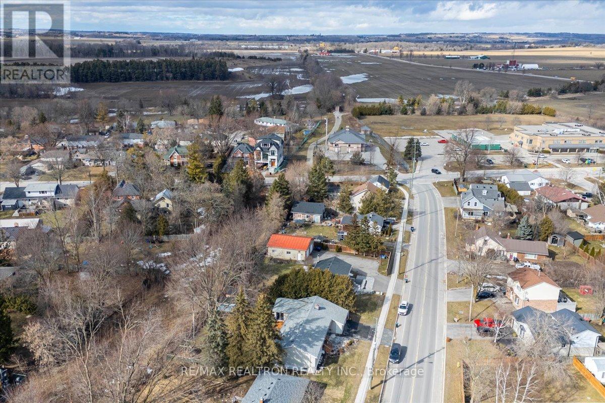 400 Dayfoot Street, New Tecumseth, Ontario  L0G 1A0 - Photo 39 - N12908638