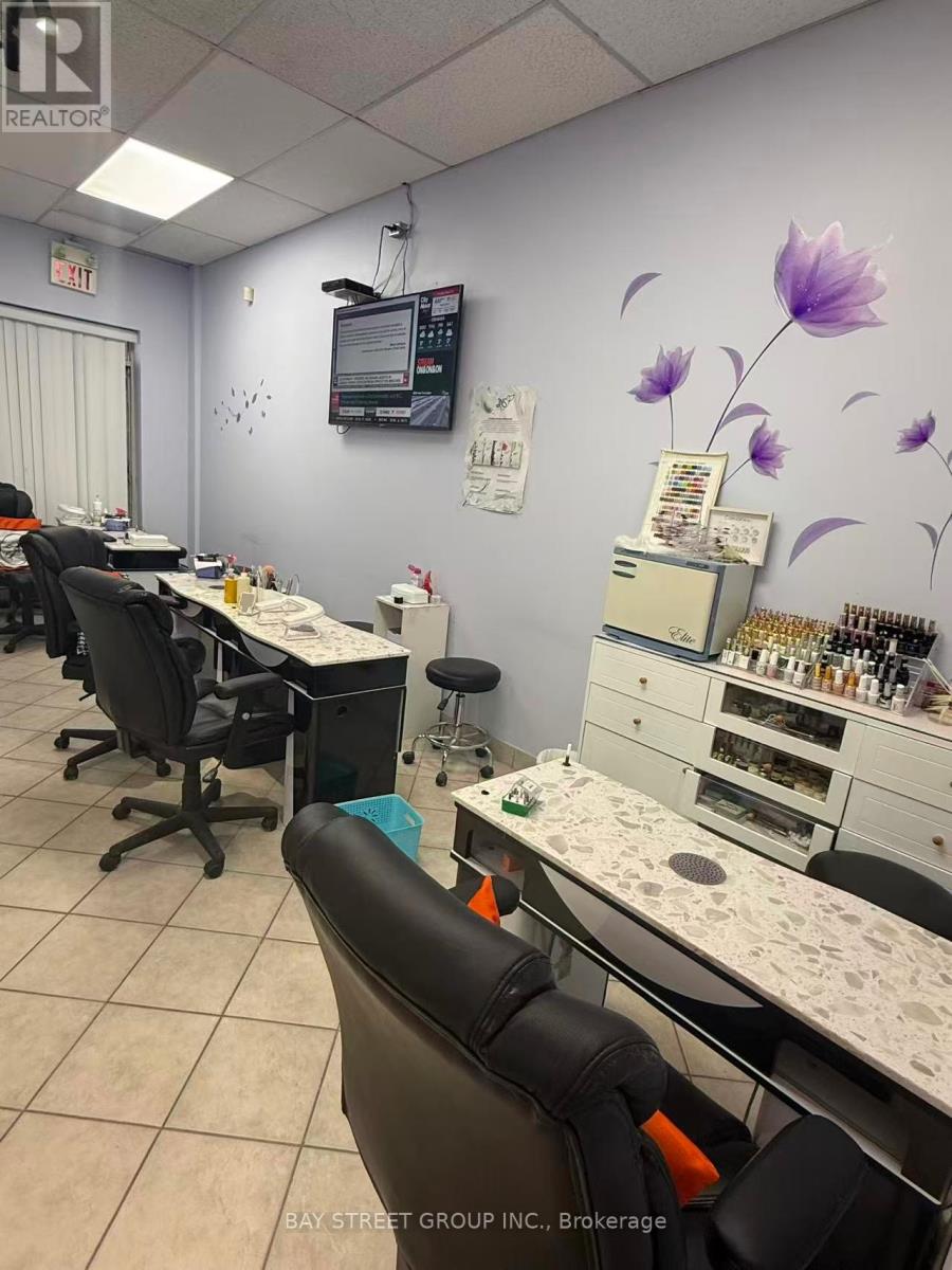 1a - 5694 Hwy 7 Avenue E, Markham (Bullock), Ontario  L3P 1B4 - Photo 3 - N12908660